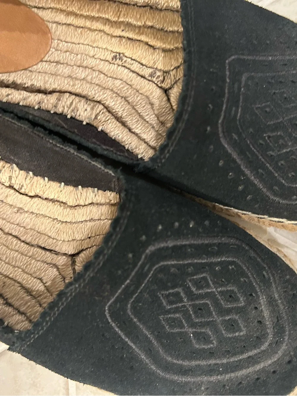 N/A ugg suede